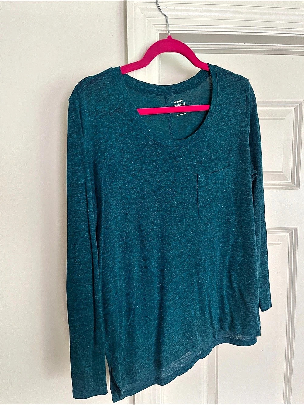Old Navy Boyfriend Long-Sleeve Pocket Tee Blue